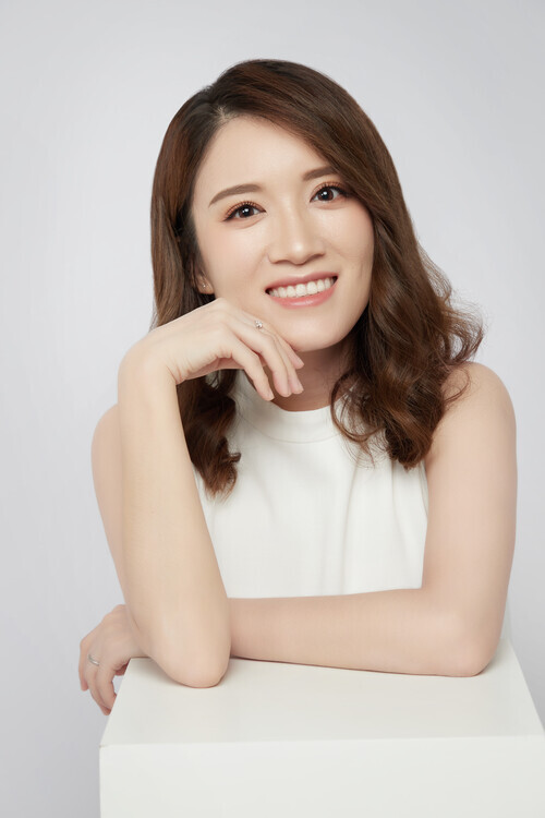 Lydia Tseng<small>2022</small>